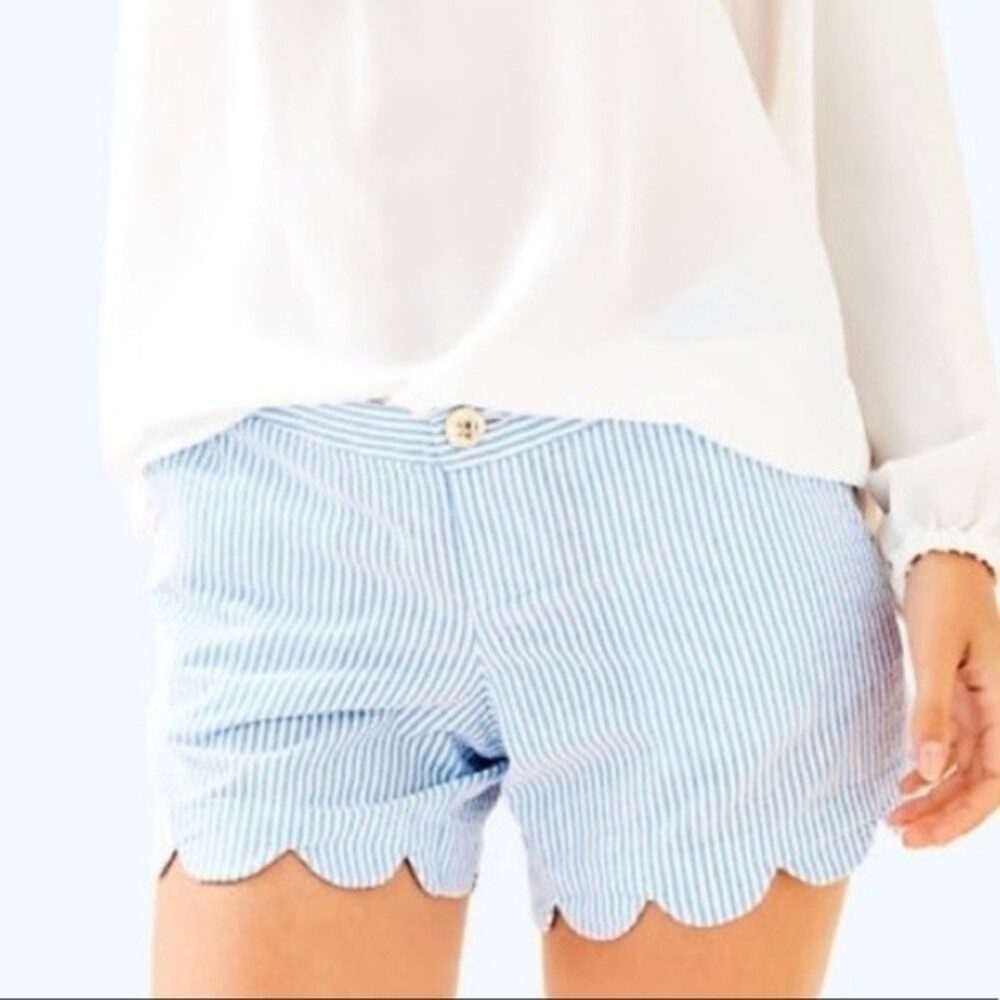 Lilly Pulitzer Blue and White Seersucker Shorts 0